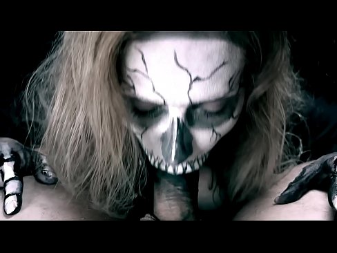 ❤️ Demoniczna dziewczyna ssąca kutasa swoimi czarnymi ustami i połykająca spermę. ❤️  Sex at pl.camasexys.top ❌❤